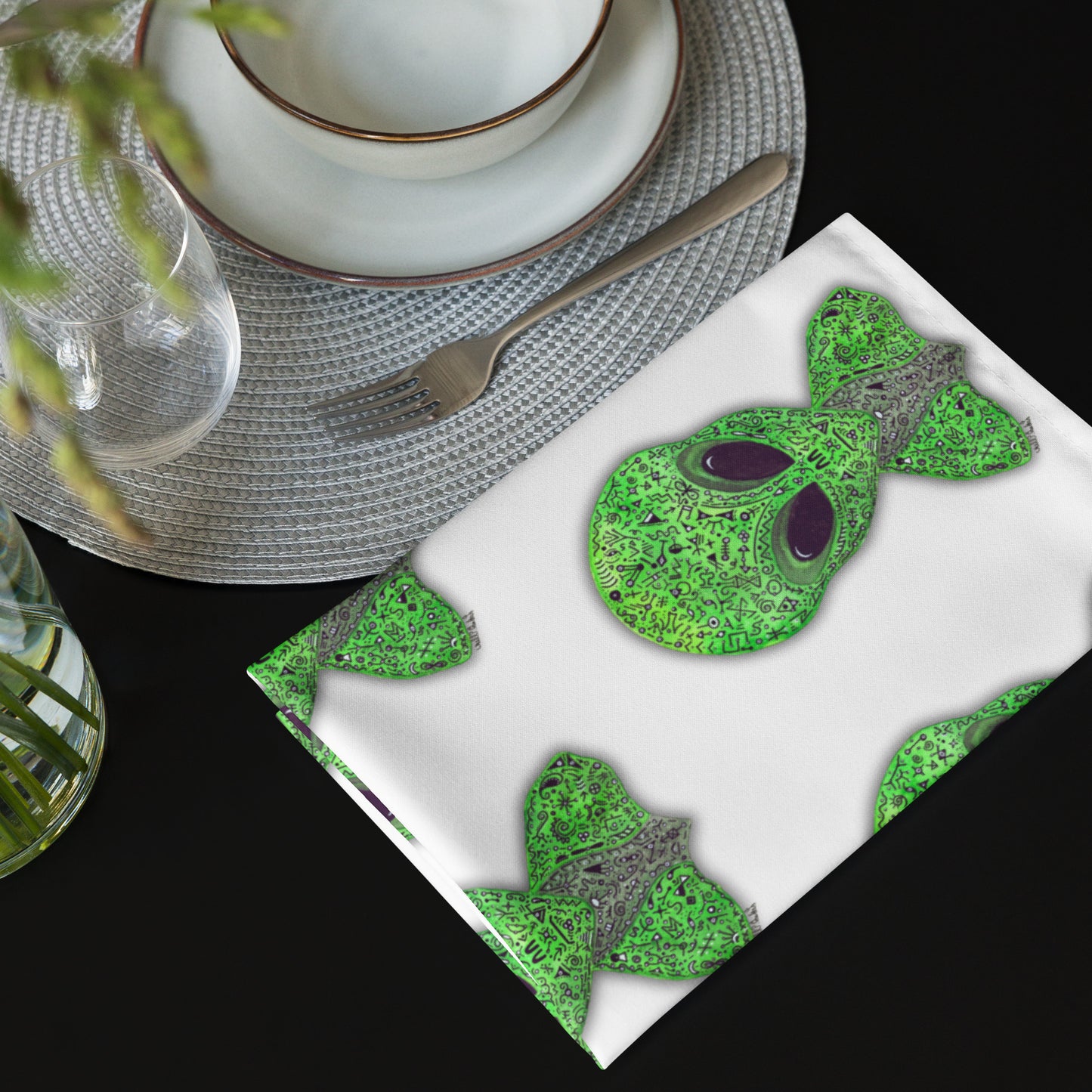 Alien Original Art Unique Cloth Napkin Set - Set of Hand-Painted Alien Linens, SciFi Themed Table Decor, Ideal Gift for UFO Enthusiast